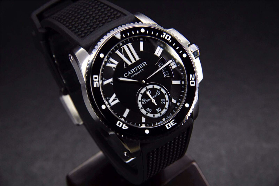 Replica Cartier Calibre de Cariter 