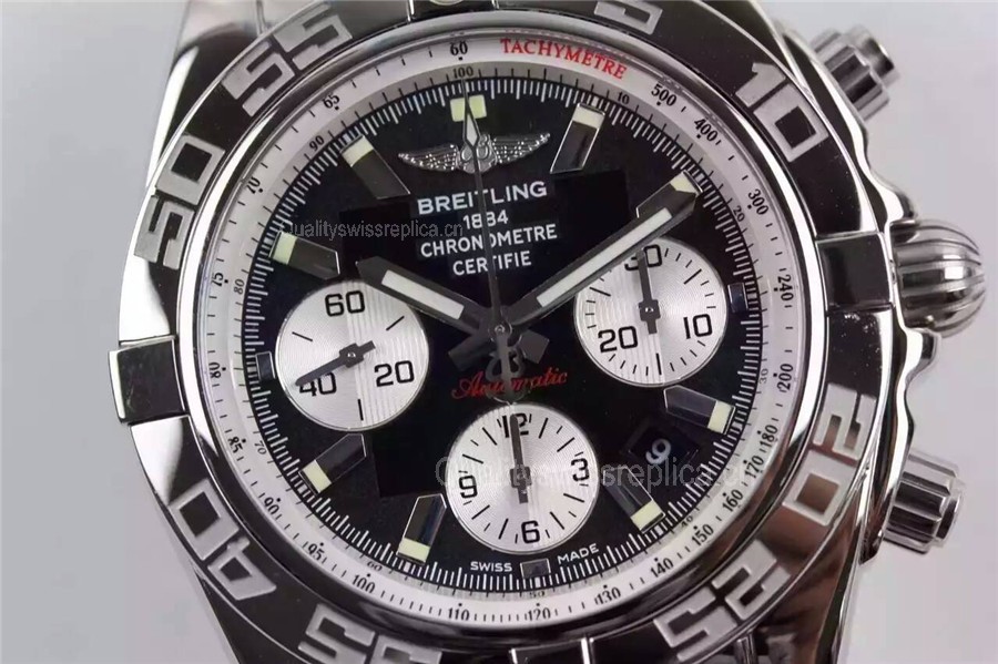 Breitling Chronomat B01 Ultimate Chronograph-Black Dial