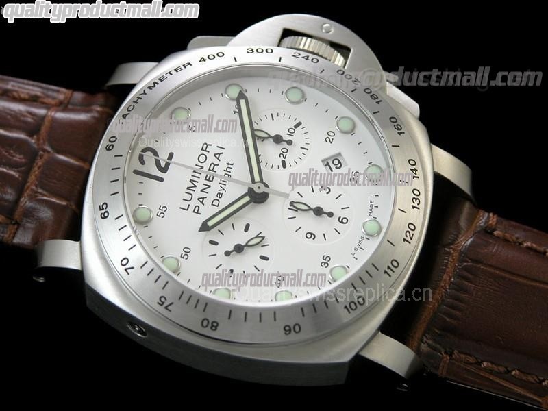 Panerai Luminor Daylight PAM251 Chronograph-White Dial, White Subdials-Brown Leather Strap