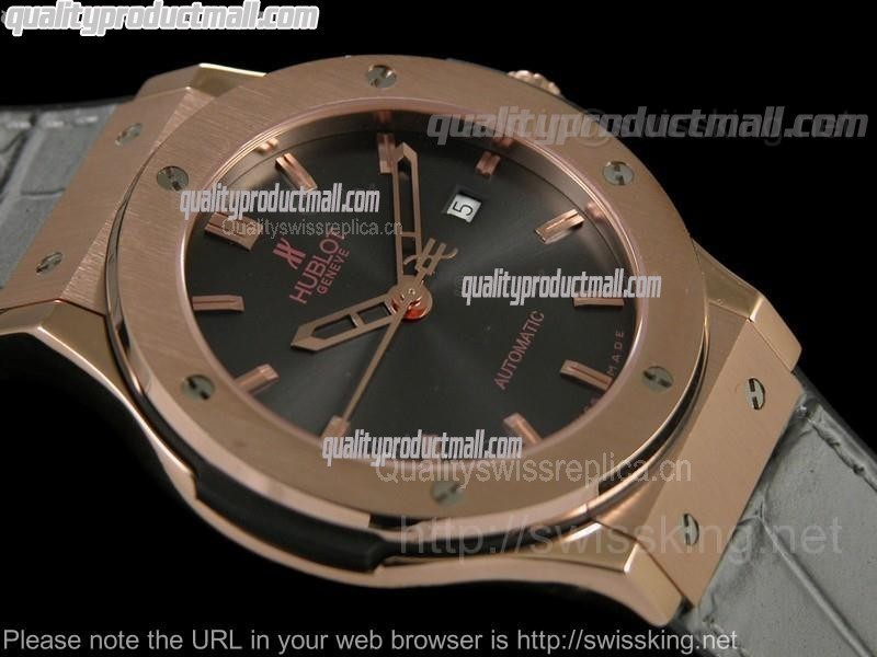 Hublot Classic Fusion Chronograph 18k Rose Gold-Black Dial Date Window-Gummy Leather Alligator Leather Strap