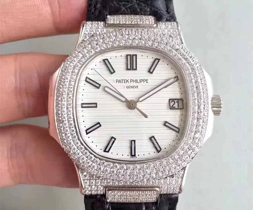 Patek Philippe Nautilus Automatic Watch Diamonds Bezel 40mm