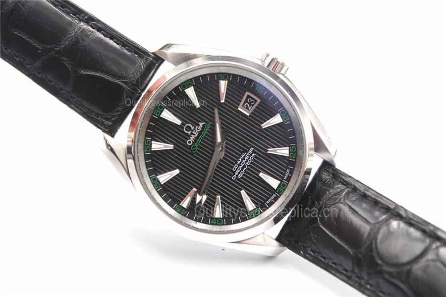 Omega Sea-master Swiss Automatic Watch-Black Vertical Dial-Black Leather Bracelet