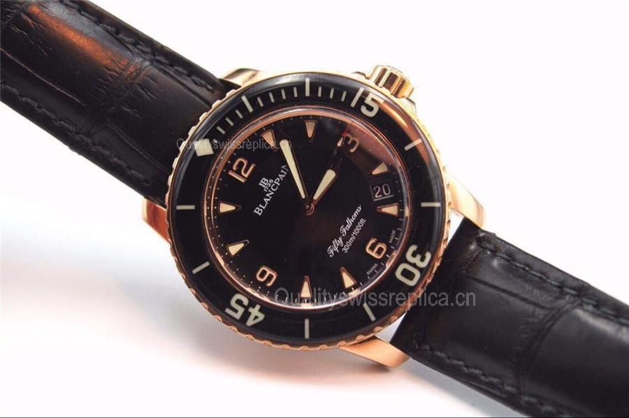 Blancpain Fifty Fathom Automatic Mechanical Watch-Triangle Hour Markers Black Dial-Black Leather Strap