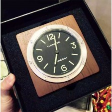 Panerai Luminor Clock – Necessary Furniture in the Office